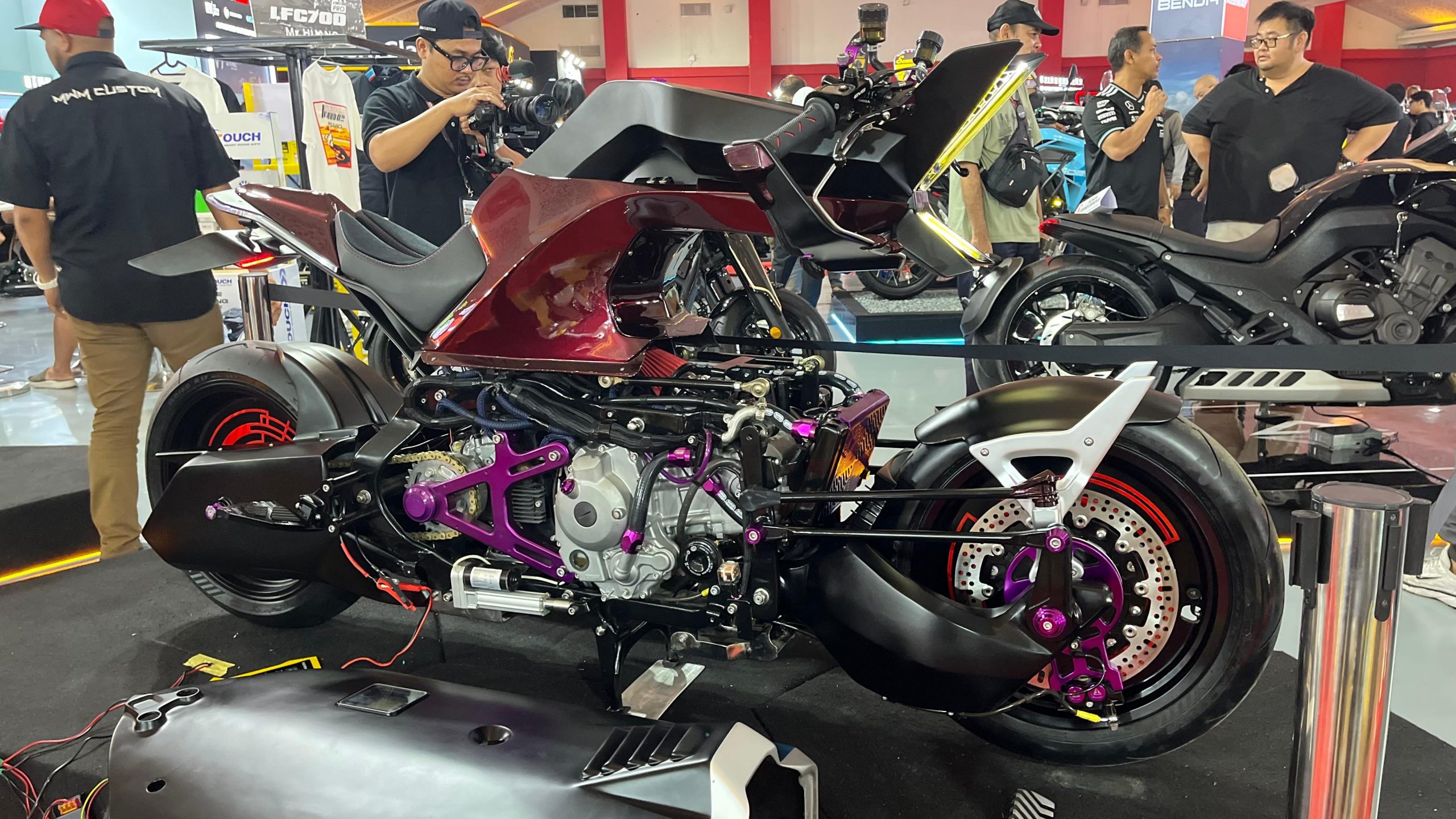 Motor Kustom MWM Custom IIMS 2026
