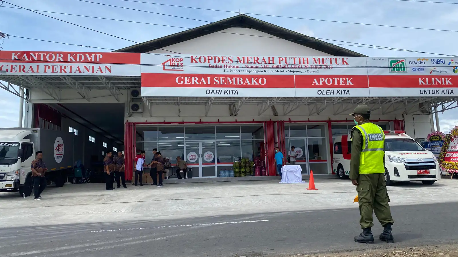 Bansos Kopdes Merah Putih