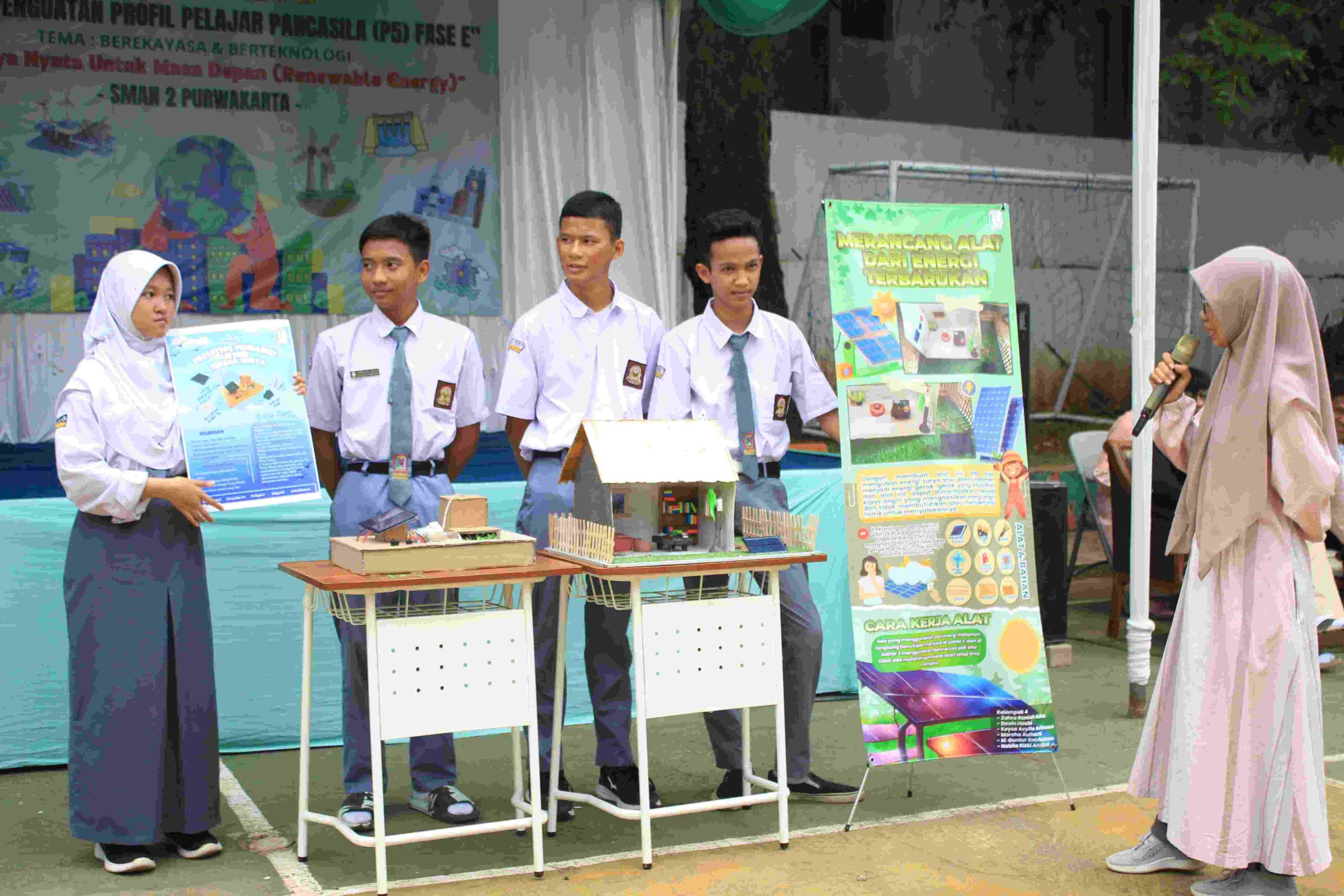 Pelajar SMA Purwakarta Ejek Guru