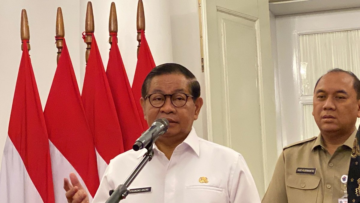 Pramono Anung Desak Perluasan Operasi Tangkap Ikan Sapu-Sapu di Jakarta