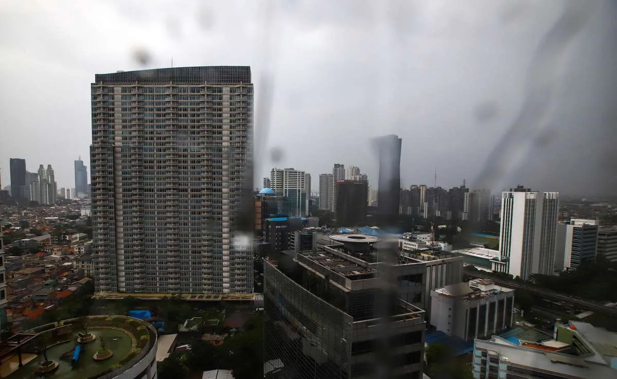 Persiapkan Payung Anda! Apakah Hari Ini Jakarta Hujan? Simak Prediksi Lengkap BMKG